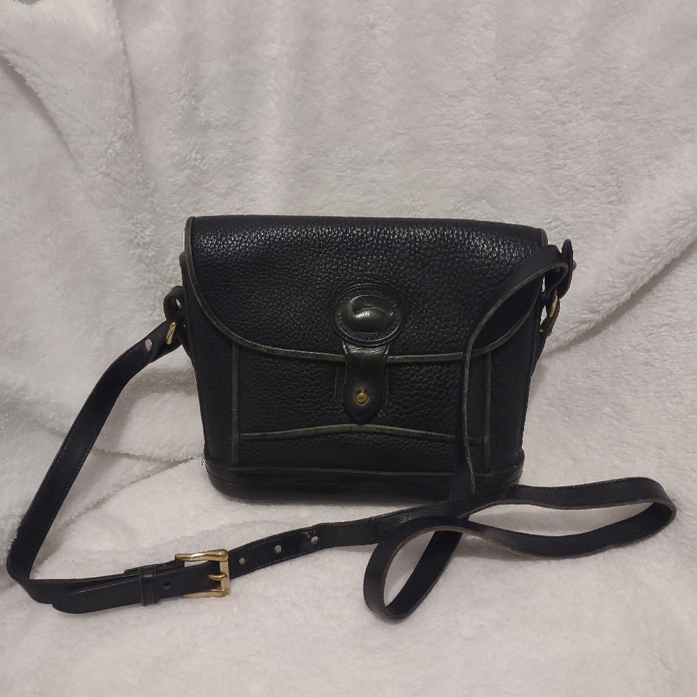 VINTAGE Dooney & Bourke Shoulder and CrossBody Black